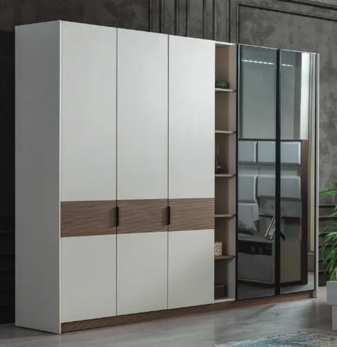 Luxuriöser weißer Kleiderschrank mit Schiebetüren für das Schlafzimmer - Moderner Kleiderschrank mit 5 Türen und 18 Regalfächern, ideal für eine stilvolle Aufbewahrung. Maße: 280 x 63 x 230 cm, gefertigt aus langlebigem Holz, inklusive 2 Jahre Herstellergarantie.