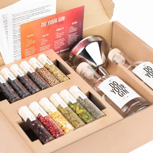 DO YOUR GIN Set Geschenk Box - Gin zum Selbermachen - Kreatives Geschenk-Set für Gin-Liebhaber, inklusive Gewürze und Flaschen für individuelles Brauen.