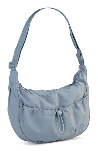 Bench Schultertasche Soft aus Nylon - Umhängetasche aus robustem Nylon, ideal für stilbewusste Damen. Mit praktischem Reißverschluss und zahlreichen Innentaschen für optimale Organisation.