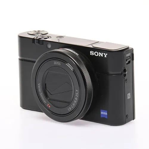 Sony DSC-RX10 Mark IV