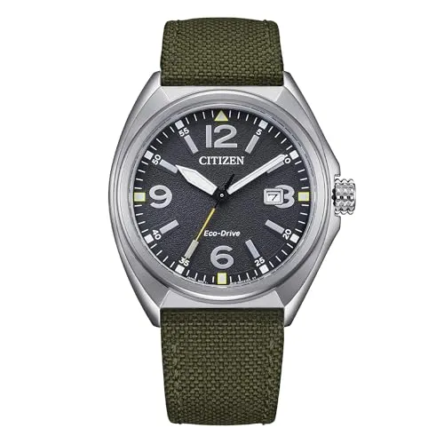 CITIZEN Armbanduhr Herr AW1571-09E - Militärisches Design & Eco-Drive - Armbanduhren für Herren: Robuste Eco-Drive-Uhr mit 8 Monaten Gangreserve, khaki Nylonband und 10 bar wasserdicht, perfekt für Outdoor-Aktivitäten.