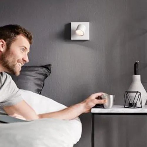 Philips Star Single Spot White 1x4.5W SELV - Lampen - Verwandeln Sie Ihre Raumatmosphäre mit dimmbaren Philips WarmGlow LED Spots für funktionales Licht oder eine gemütliche, warme Ausstrahlung.