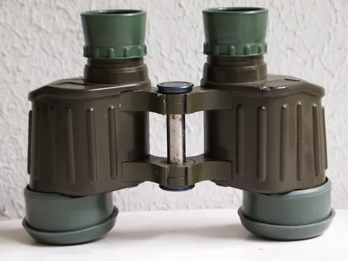 Hensoldt Wetzlar Fero D16 8x30 Fernglas