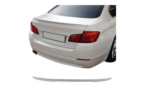 OMAC Heckstoßstange für BMW 5er F10 (2010-2016) - Stoßfänger mit sportlichem Design, verbessert die Aerodynamik und Stabilität Ihres Fahrzeugs, rostbeständig und leicht zu installieren.