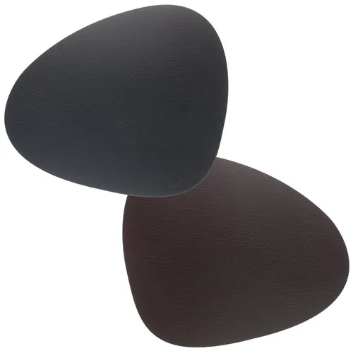 LIND DNA Platzset DOUBLE BULL Tischset Curve L brown/black - Kombinieren Sie zwei Farben in einem eleganten Tischset. Die nachhaltigen Designs von LIND DNA bieten vielseitige Möglichkeiten für die moderne Tischkultur.