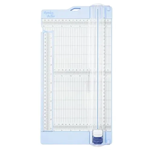 Vaessen Creative NV702001 Papierschneider mit Falzbrett 15 x 30,5 cm Papierschneidemaschine und Scrapbook Zubehör für Karten Basteln-Papier und Tonkarton bis zu A3-Format, Weiß-blau