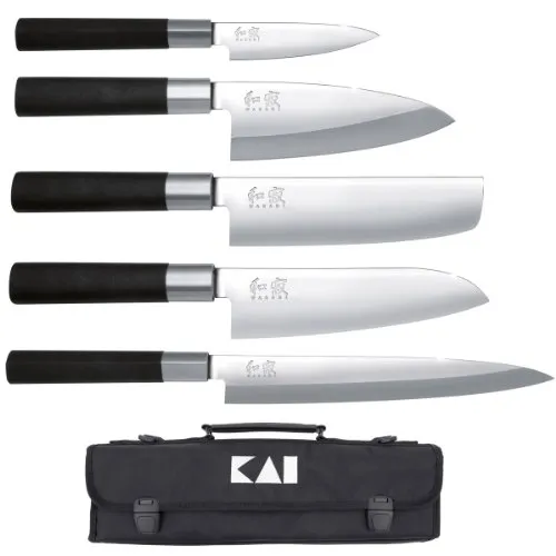 KAI Messer-Set Wasabi Black JAPAN Set: 6 Messer + Messertasche - Küchenmesser Set mit 6 hochwertigen Messern aus japanischem 1K6 Edelstahl, ideal für präzises Schneiden. Inklusive praktischer Messertasche für die sichere Aufbewahrung.