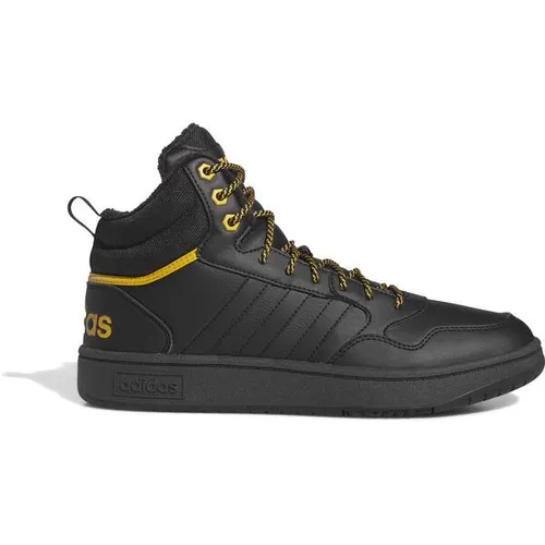 adidas Herren Hoops 3.0 Mid - Winterisierte Basketball-Schuhe - Sneaker mit Kunstpelzfutter für zusätzliche Wärme und Komfort, ideal für die kalte Jahreszeit.