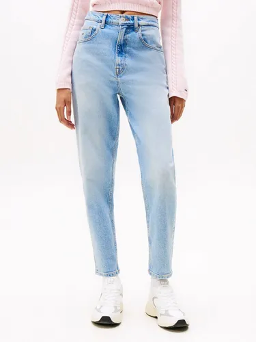 Tommy Jeans MOM JEAN UH TPR – Damen Jeans mit Logo-Stickereien - Moderne Damen-Mom-Jeans in knöchelfreier Länge, mit figurschmeichelndem Schnitt und hochwertigem Jeansstoff für Langlebigkeit und Vielseitigkeit.