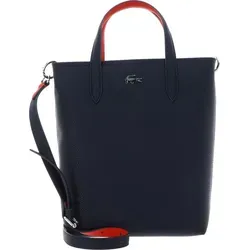 Lacoste Anna Henkeltasche 29 cm – Marineblau - Elegante Lacoste Anna Henkeltasche in Marineblau. Hochwertige Verarbeitung, vielseitig tragbar mit zwei Henkel und verstellbarem Schultergurt. Geräumiges Hauptfach für Essentials und praktisches Innenfach für Kleinigkeiten.