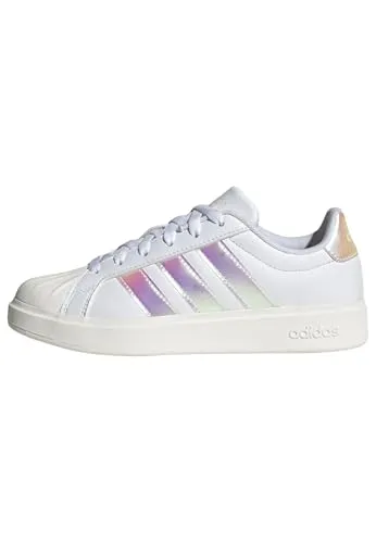 adidas Unisex Kinder STREETTALK Schuhe JUNIOR, FTWR White/Iridescent - Stylische Kinder-Sneaker mit regulärer Passform, ideal für den Alltag. Bequemes Textilfutter und robuste Gummiaußensohle bieten optimalen Tragekomfort.