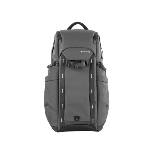 Vanguard Rucksack VEO ADAPTOR R44 GY Grau: Moderner Kamerarucksack mit USB-Anschluss - Kamerataschen, schlankes Design und praktischer USB-Schnittstellenanschluss zum Aufladen von Geräten unterwegs.