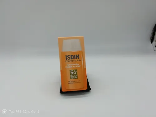 ISDIN Fusion Water Schützende Gesichtscreme SPF 30 von ISDIN