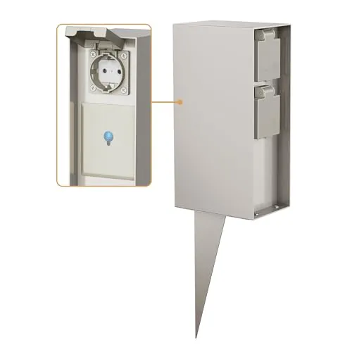 ledscom.de Garten-Steckdosensäule POMI - Smart Home Edelstahl mit Erdspieß - Steckdosen & Zubehör - Spritzwassergeschützte Gartensteckdose mit 3 Steckdosen, WLAN-Anbindung für Smart Home und einfache Installation dank Erdspieß.