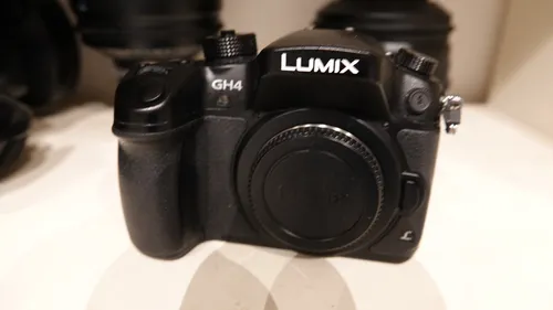Panasonic LUMIX DC-GH4  Digital Camera TOP HÄNDLER. TOP von Panasonic