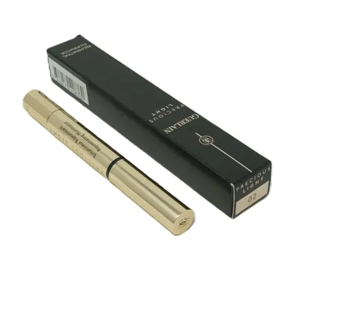 GUERLAIN Parure Gold Concealer 1,5g - Luxuriöser Concealer für strahlende Haut, spendet Feuchtigkeit und deckt Unreinheiten perfekt ab – ideal für ein makelloses Finish.