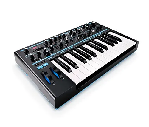 Novation Bass Station II – Analoger Monophoner Synthesizer mit 64 Werksklängen - Soundmodule mit zwei analogen Oszillatoren und einem Pattern-basierten Step-Sequencer für kreative Klanggestaltung und sofortige Inspiration.