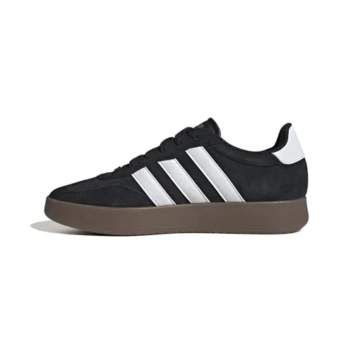 adidas Herren BARREDA Schuhe, core Black/FTWR White/GUM5, 41 1/3 EU - Herren-Sneaker mit regulärer Passform und hochwertigem Obermaterial aus Synthetik und Wildleder für höchsten Tragekomfort und Stil.