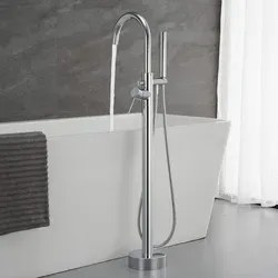 Design Standarmatur MOON – Chrome - Elegante Standarmatur für freistehende Badewannen, aus rostfreiem Edelstahl mit pflegeleichter Oberfläche und hochwertiger Keramikkartusche für eine einfache Handhabung und Montage.