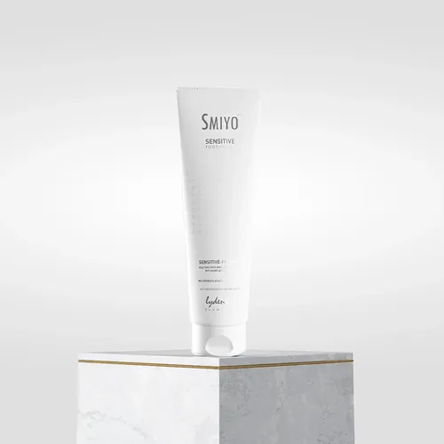 LyDenti Elements SMIYO Sensitive Zahnpasta - Zahnpasta für empfindliche Zähne mit Panthenol und Allantoin zur Regeneration des Zahnfleischs und Linderung von Hypersensitivität. Entfernt Verfärbungen mit speziellen Mikropolituren.