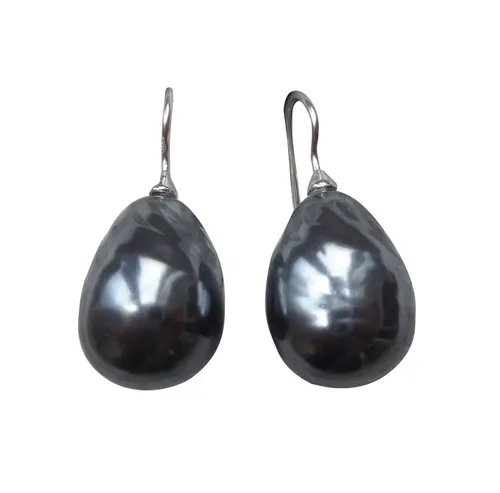 Perlenohrringe von Mugello