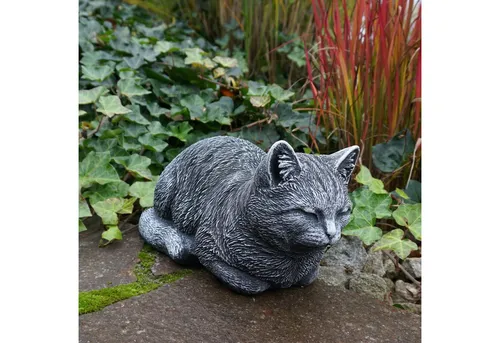 Gartenfigur Liegende Katze antik, H. 17 cm - Figuren - Frostsichere, mehrfarbige Gartenfigur, die mit ihrem charmanten Design jeden Außenbereich verschönert.
