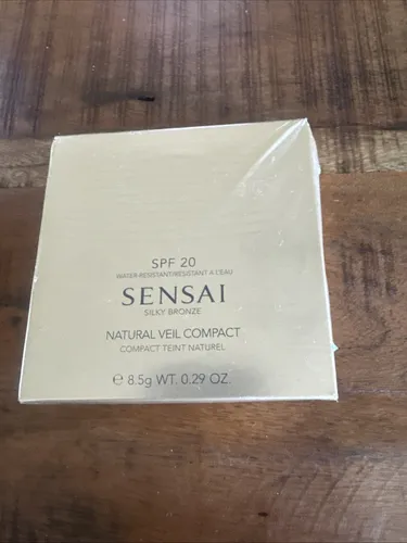 Sensai Silky Bronze Natural Veil Compact Pflege 8,5 g von SENSAI