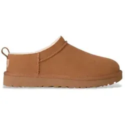 UGG Damen Classic Micro Stiefeletten 1173891 - Wanderschuhe mit flachem Design und erstklassigem Komfort, gefüttert mit temperaturregulierendem Schaffell für ein angenehmes Tragegefühl.