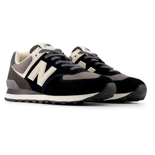 New Balance 574 Wildleder Trainer, Schwarz 40.5 EU - Sneaker aus hochwertigem Wildleder mit ENCAP-Zwischensohlen-Dämpfung für optimalen Komfort und Langlebigkeit – der zeitlose Klassiker von New Balance.