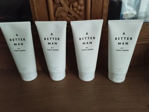 A Better Man by TONI GARD  4 X 200 ml Duschgel  ( NEU ) rar