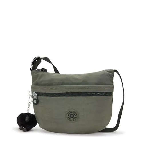 Kipling ARTO S Umhängetasche in Green Moss - Kleine Umhängetasche aus 100% Polyamid, wasserabweisend und ideal für unterwegs. Maße: 21 cm hoch, 25 cm breit, 3 cm tief.