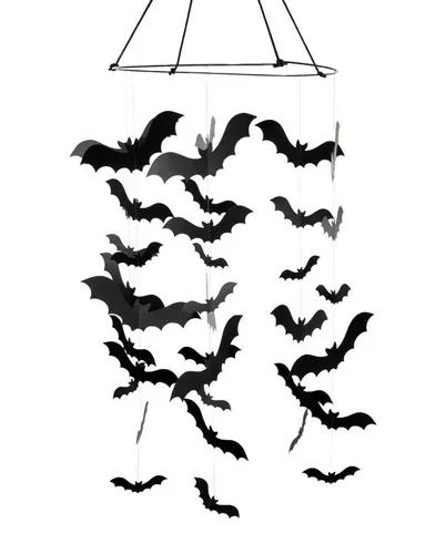 Horror-Shop Dekoobjekt Gothic Fledermaus Mobile 45cm - Mystisches Gothic Fledermaus Mobile mit 45cm Durchmesser, ideal für stimmungsvolle Halloween-Dekoration. Die schwebenden Fledermäuse verleihen jedem Raum ein einzigartiges Ambiente und ziehen alle Blicke auf sich.