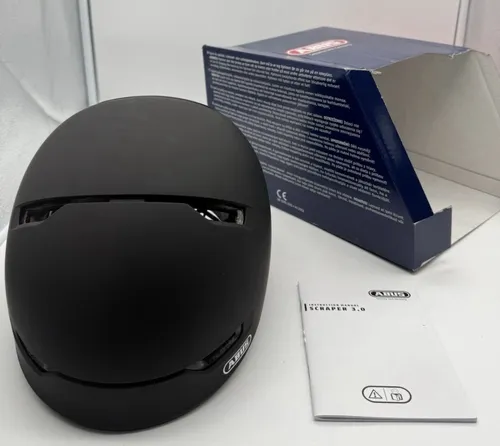ABUS Scraper 3.0 ACE Velvet Black - Robuster Fahrradhelm - Sportlicher Fahrradhelm mit einzigartiger Doppelschalen-Verarbeitung, optimaler Belüftung und Sichtbarkeit durch Reflektoren. Ideal für Commuter und Lifestyle-Sportler, auch für Skateparks geeignet.