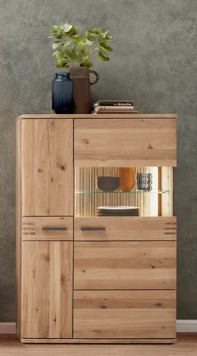 MCA furniture Vitrine Highboard Salvador klein - Elegantes Highboard aus Balkeneiche Bianco, bietet großzügigen Stauraum mit 4 geschlossenen Fächern und 2 Vitrinenfächern. Pflegeleichte Oberfläche für einfache Reinigung, Lieferung montiert.
