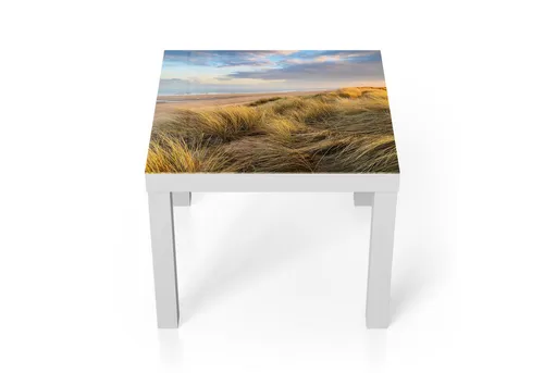 DEQORI Couchtisch 55x55 cm 'Dünen am Meer' – Moderner Glastisch in Weiß - Verleih deinem Wohnraum mit dem DEQORI Couchtisch einen Hauch von Strandflair! Der 55x55 cm große Tisch bietet eine bedruckte Glasplatte und ein elegantes Hartfaser-Gestell – perfekt für stilvolle Akzente.