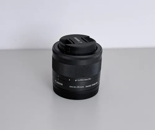 Produktbild Canon EF-M 28mm f/3.5 IS STM Makroobjektiv