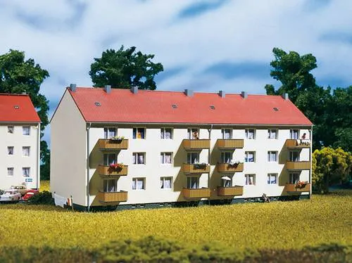 Auhagen 13332 TT Mehrfamilienhaus