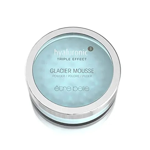 hyaluronic³ Glacier Mousse Puder - Make-up mit Hyaluron, Alge und Sanddorn, das sich in ein federleichtes Mousse verwandelt und intensive Feuchtigkeit spendet – ideal für aufpolsternde Masken oder als Basis für die Hyaluron-Massage.