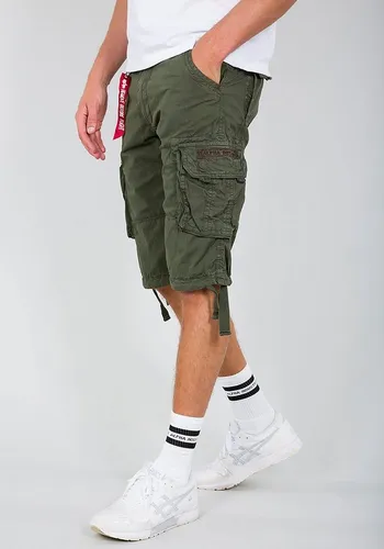 Alpha Industries Cargobermudas Jet Short grün 40 - Modische Cargobermudas in dark olive, aus 100% Baumwolle, pflegeleicht und mit praktischen Taschen für jeden Tag.