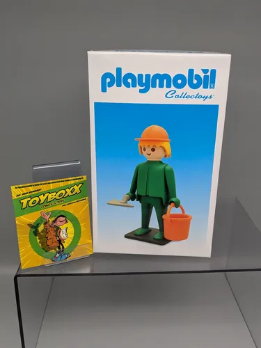 Plastoy PLAYMOBIL Vintage Collection Figur Bauarbeiter 21 cm PPLM-214 - Actionfiguren - Wunderschöne Vintage-Dekorationsfigur aus hochwertigem Polyresin, inspiriert von klassischen PLAYMOBIL-Modellen, ideal für Sammler und Liebhaber.