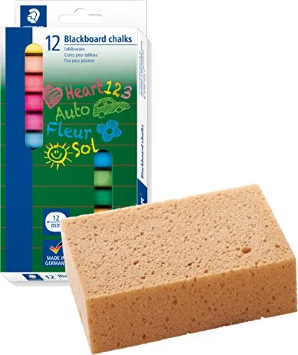 Staedtler 12 Wandtafelkreiden (quadratisch mit abgerundeten Kanten, staubarm, leicht abwischbar, Kartonetui) farbig sortiert + Tafelschwamm