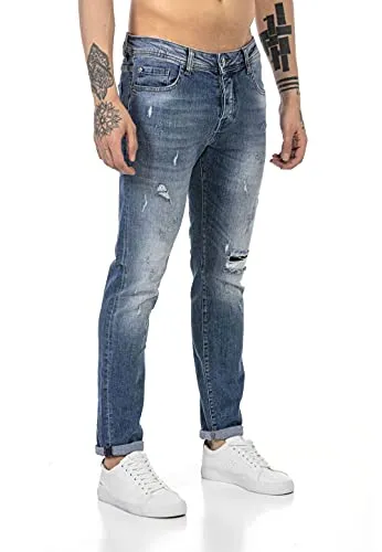 Redbridge Herren Jeans im Used Look W31L32 - Herren-Jeans im angesagten Destroyed Look, hoher Tragekomfort durch elastische Stoffqualität, ideal für vielseitige Styles und Anlässe, 5-Pocket-Style für praktische Nutzung.