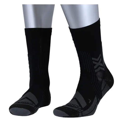X-Socks Trekkingsocke Hike Expert Silver Crew schwarz/charcoal Herren - 1 Paar - Sportsocken mit optimalem Halt und innovativen Technologien für Trekking-Fans. Sie bieten perfekte Thermoregulation, Schutz vor Blasen und halten die Füße kühl und trocken.