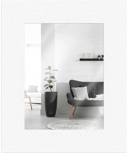 MendeFrames H225 Wandspiegel Modern Weiß 40x50 cm - Moderner Wandspiegel in Weiß, ideal für jeden Raum. Mit einer praktischen Aufhängung und einem eleganten Design ergänzt er Ihre Einrichtung stilvoll.
