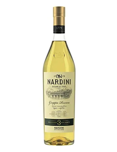 Nardini Grappa Riserva 3 Jahre - Selezione Bortolo 50% vol. - Tresterbrand, sanfter Grappa mit komplexem Profil, mindestens 3 Jahre in slawonischen Eichenfässern gereift und ideal als Digestif nach dem Essen.