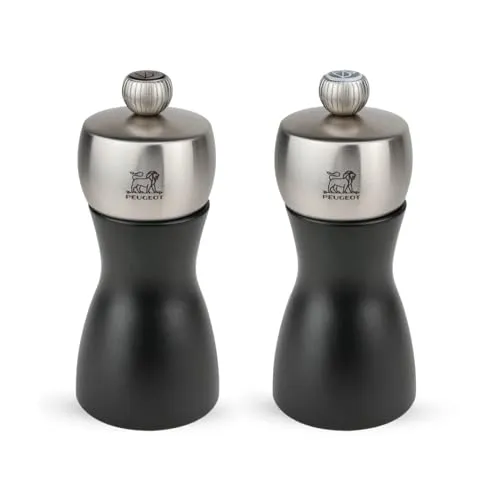 Peugeot Fiji Set PM + SM Black Matt / Steel 12 cm - Elegante 12 cm Salz- und Pfeffermühlen im femininen Design, mit hochwertigem Peugeot-Mahlwerk und stufenloser Grobheitsverstellung – ideal für stilvolle Küchen.