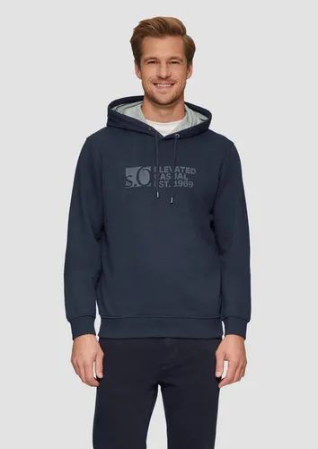 s.Oliver Kapuzensweatshirt mit Front-Print, Gr. S, blue - Klassisches Sweatshirt für Männer mit modischem Front-Print. Der hüftbedeckende Schnitt und die individuelle Kordel sorgen für Komfort und Stil.