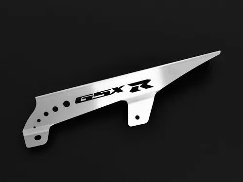 ZIEGER Kettenschutz für Suzuki GSX-R 600 BJ 1998-03 - Logo Silber - Kettenschutz für Suzuki GSX-R 600 BJ 1998-03, langlebig und witterungsresistent. Edelstahl geschliffen, perfekte Passform, einfache Montage und stilvolle Optik für optimalen Schutz.