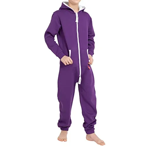 Basisstoff Yuppie Kinder Jumpsuit Overall Lila Gr. 134-140 - Schlafoveralls für Jungen, aus weicher Baumwolle für ultimativen Komfort und Hautverträglichkeit - ideal als Schlafanzug oder Freizeitkleidung.
