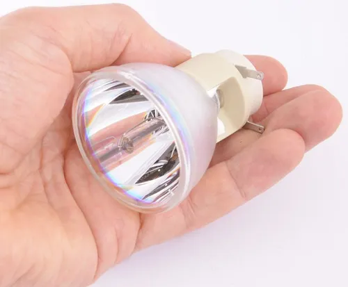 OSRAM P-VIP 240/0.8 E20.8 Ersatzlampe für Projektoren - Hochwertige Ersatzlampe für Videoprojektoren und Rückprojektionsfernseher. Schnelle Lieferung und volle Hersteller Garantie. Ideal für zuverlässige Bildqualität in jedem Einsatz.